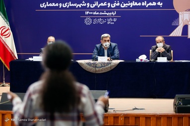 نشست خبری پیروز حناچی شهردار تهران