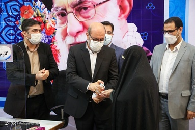 سردار حسین دهقان در ستاد انتخابات کشور