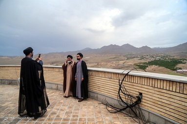استهلال هلال ماه شوال دئر محل رصدخانه امام علی (ع) - روستای وریج قم