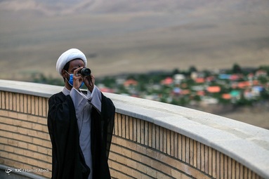 استهلال هلال ماه شوال دئر محل رصدخانه امام علی (ع) - روستای وریج قم