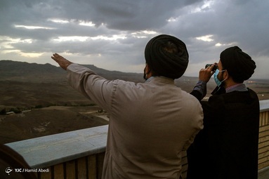 استهلال هلال ماه شوال دئر محل رصدخانه امام علی (ع) - روستای وریج قم