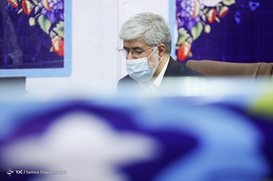 حضور علی مطهری نماینده سابق مجلس در سومین روز ثبت نام داوطلبان انتخابات ۱۴۰۰