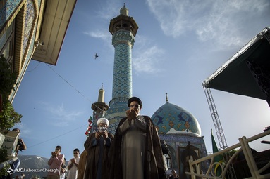 اقامه نماز عیدسعیدفطر - امامزاده صالح (ع) تجریش
