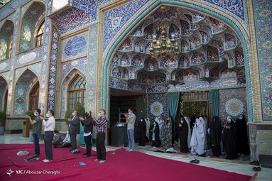 اقامه نماز عیدسعیدفطر - امامزاده صالح (ع) تجریش