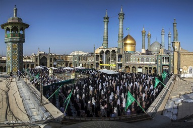 اقامه نماز عید سعید فطر - حرم حضرت معصومه (س)