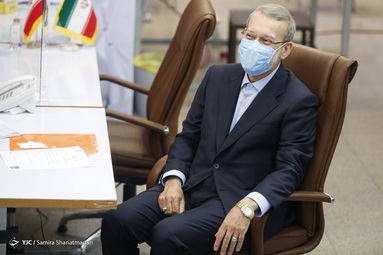حضور علی لاریجانی رییس سابق مجلس در پنجمین روز ثبت نام داوطلبان انتخابات ۱۴۰۰