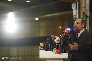 حضور محسن رضایی دبیر مجمع تشخیص مصلحت نظام  در آخرین روز ثبت نام داوطلبان انتخابات ۱۴۰۰