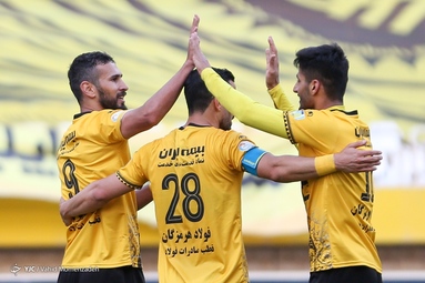 لیگ برتر فوتبال/ سپاهان ۵ - مس رفسنجان ۱