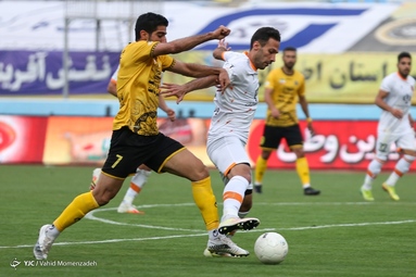 لیگ برتر فوتبال/ سپاهان ۵ - مس رفسنجان ۱