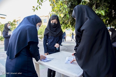 امتحانات نهایی دانش آموزان پایه‌های نهم و دوازدهم