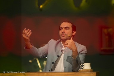 پشت صحنه برنامه «بدون توقف»
