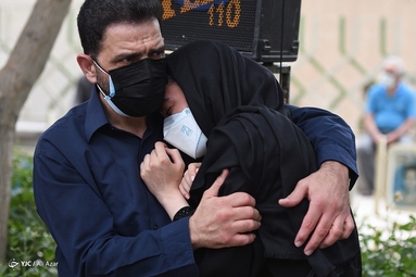 مراسم تشییع پیکر شهید مدافع سلامت رضا غضنفرپور - اصفهان