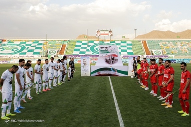 در چارچوب رقابت‌های لیگ برتر تیم‌های فوتبال ذوب آهن - پرسپولیس   به مصاف هم رفتند