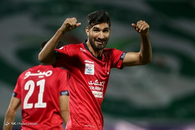 در چارچوب رقابت‌های لیگ برتر تیم‌های فوتبال ذوب آهن - پرسپولیس   به مصاف هم رفتند