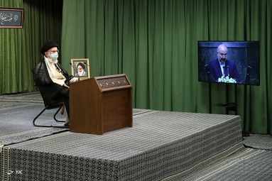 ارتباط تصویری مقام معظم رهبری با نمایندگان مجلس شورای اسلامی