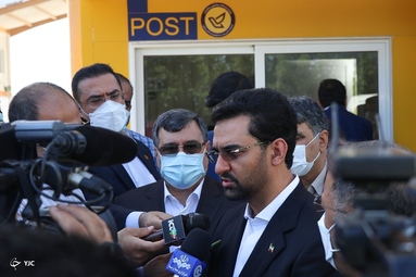 مراسم رونمایی از دو پهپاد پستی جدید «هدا و هادی» توسط محمدجواد آذری جهرمی وزیر ارتباطات  -جزیره کیش