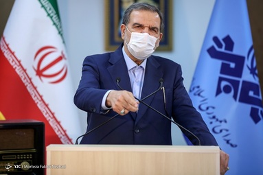 حضور محسن رضایی داوطلب ریاست جمهوری در رسانه ملی