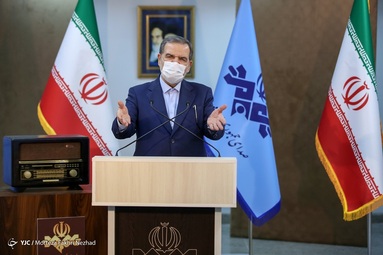 حضور محسن رضایی داوطلب ریاست جمهوری در رسانه ملی