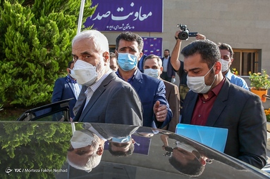 حضور محسن مهرعلیزاده داوطلب ریاست جمهوری در رسانه ملی
