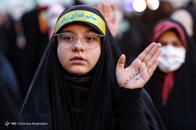 تجمع بزرگ رای اولی‌ها - میدان امام حسین (ع)