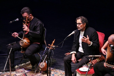 کنسرت موسیقی سنتی آنلاین «آوای دوست» به خوانندگی شهرام ناظری  - تالار وحدت