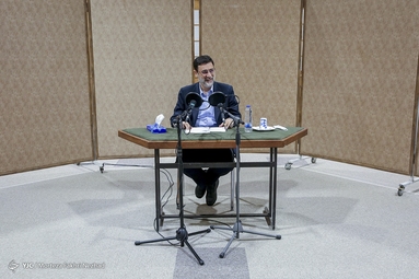 سید امیرحسین قاضی‌زاده هاشمی داوطلب ریاست جمهوری در رسانه ملی