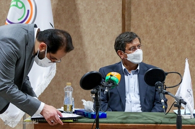عبدالناصر همتی داوطلب ریاست جمهوری در رسانه ملی