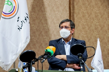 عبدالناصر همتی داوطلب ریاست جمهوری در رسانه ملی
