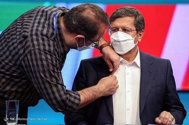 عبدالناصر همتی داوطلب ریاست جمهوری در رسانه ملی