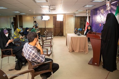 نشست خبری زهرا شیخی رئیس ستاد امیرحسین قاضی‌زاده هاشمی کاندیدای انتخابات ریاست‌جمهوری