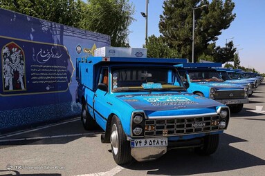 مرحله ششم رزمایش احسان و همدلی با نام «احسان امام خمینی»، جهت تهیه و توزیع یک میلیون بسته معیشتی اقشار مناطق کم برخوردار - حرم مطهر حضرت امام خمینی(ره)