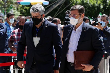 حضور داوطلبین انتخابات ریاست جمهوری برای مناظره انتخاباتی در رسانه ملی