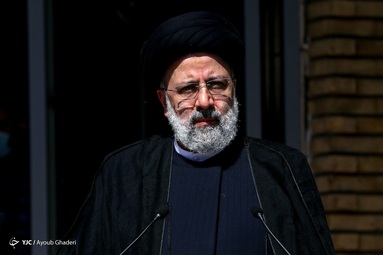 حضور داوطلبین انتخابات ریاست جمهوری برای مناظره انتخاباتی در رسانه ملی