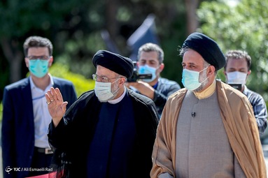 حضور داوطلبین انتخابات ریاست جمهوری برای مناظره انتخاباتی در رسانه ملی
