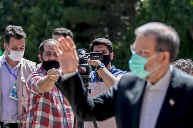 حضور داوطلبین انتخابات ریاست جمهوری برای مناظره انتخاباتی در رسانه ملی