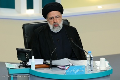 اولین مناظره ریاست جمهوری ۱۴۰۰ با حضور ۷ کاندیدای احراز صلاحیت شده توسط شورای نگهبان