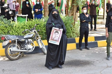 مراسم تشییع و تدفین پیکر پاک شهید «مجید جزایری فارسانی» پس از ۳۷ سال مفقودی - شاهین شهر اصفهان