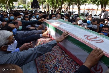 مراسم تشییع و تدفین پیکر پاک شهید «مجید جزایری فارسانی» پس از ۳۷ سال مفقودی - شاهین شهر اصفهان