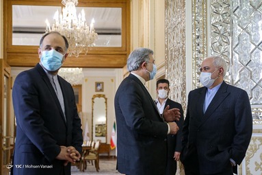 دیدار محمد جواد ظریف وزیر امور خارجه و ژان آرنو نماینده دبیرکل سازمان ملل متحد در امور افغانستان  