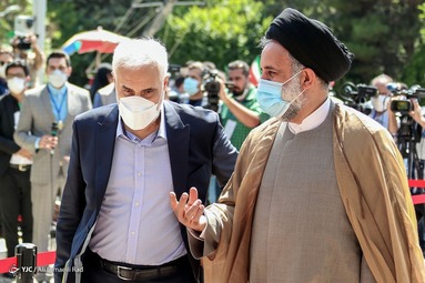 ورود داوطلبین انتخابات ریاست جمهوری به محل دومین مناظره تلویزیونی