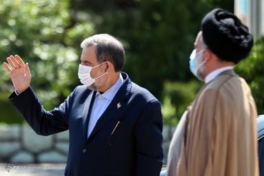 ورود داوطلبین انتخابات ریاست جمهوری به محل دومین مناظره تلویزیونی