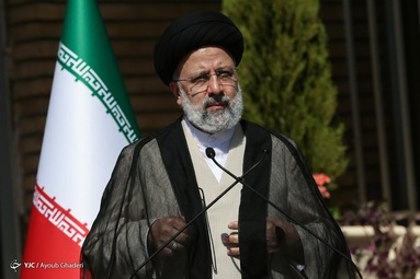 ورود داوطلبین انتخابات ریاست جمهوری به محل دومین مناظره تلویزیونی