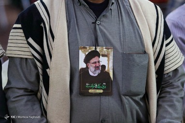 سید ابراهیم رئیسی داوطلب سیزدهمین دوره انتخابات ریاست جمهوری ۱۴۰۰ در سفر به خوزستان - ورزشگاه تختی اهواز