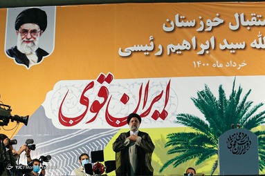سید ابراهیم رئیسی داوطلب سیزدهمین دوره انتخابات ریاست جمهوری ۱۴۰۰ در سفر به خوزستان - ورزشگاه تختی اهواز