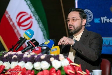 نشست خبری قائم مقام تولیت آستان قدس رضوی به مناسبت آغاز دهه کرامت در مشهد