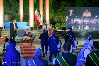 پشت صحنه برنامه تلویزیونی شب ایرانی - حافظیه شیراز