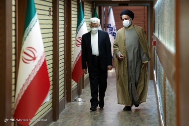 ورود داوطلبین به محل سومین مناظره انتخاباتی ریاست جمهوری