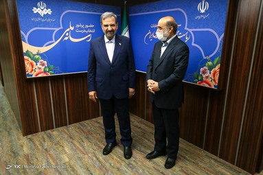 ورود داوطلبین به محل سومین مناظره انتخاباتی ریاست جمهوری