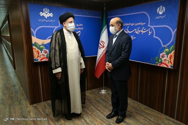 ورود داوطلبین به محل سومین مناظره انتخاباتی ریاست جمهوری