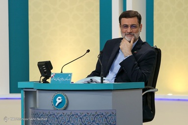 سومین مناظره انتخاباتی ریاست جمهوری، با حضور، سیدابراهیم رئیسی، محسن رضایی، سعید جلیلی، محسن مهرعلیزاده، عبدالناصر همتی، علیرضا زاکانی، امیرحسین قاضی زاده برگزار شد.